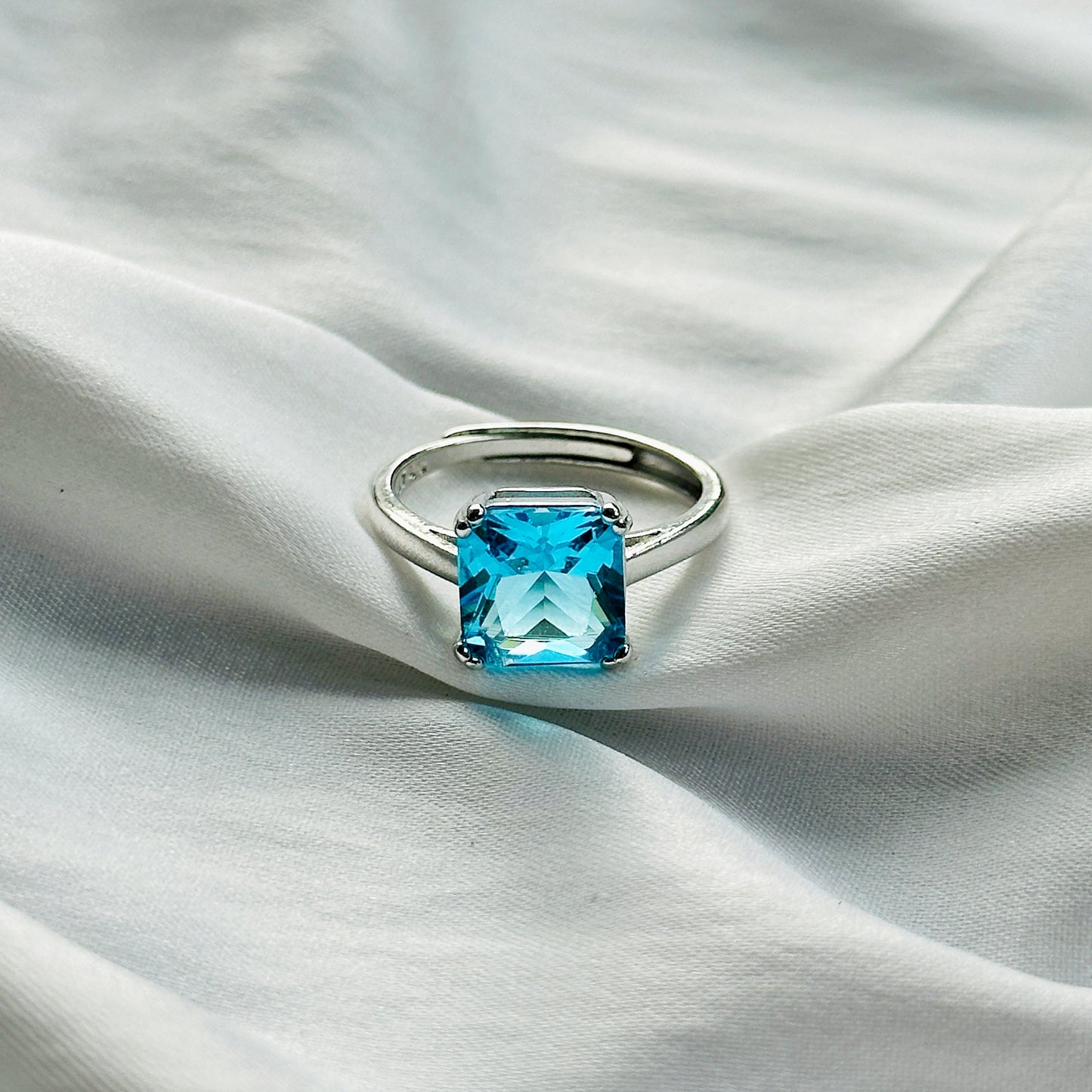 Aqua Blue Sapphire Cubic Zircon Ice Cut Stone Silver Plated Adjustable Ring