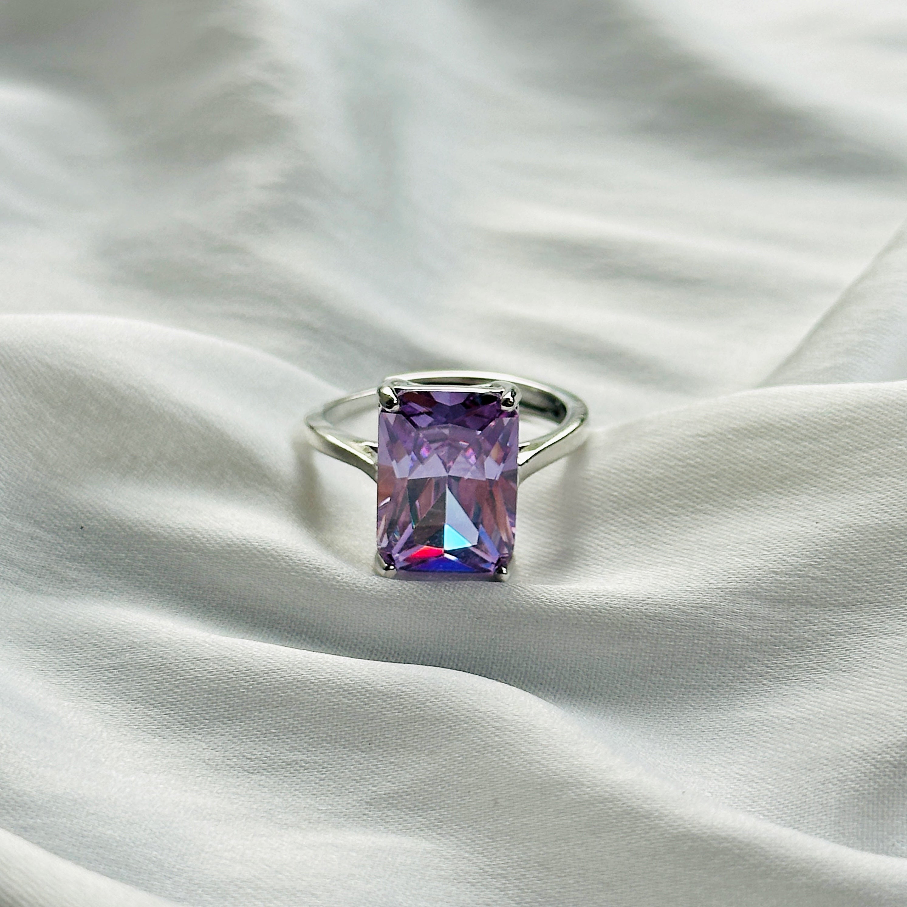 Light Amethyst Cubic Zircon Ice Cut Stone Silver Plated Adjustable Ring