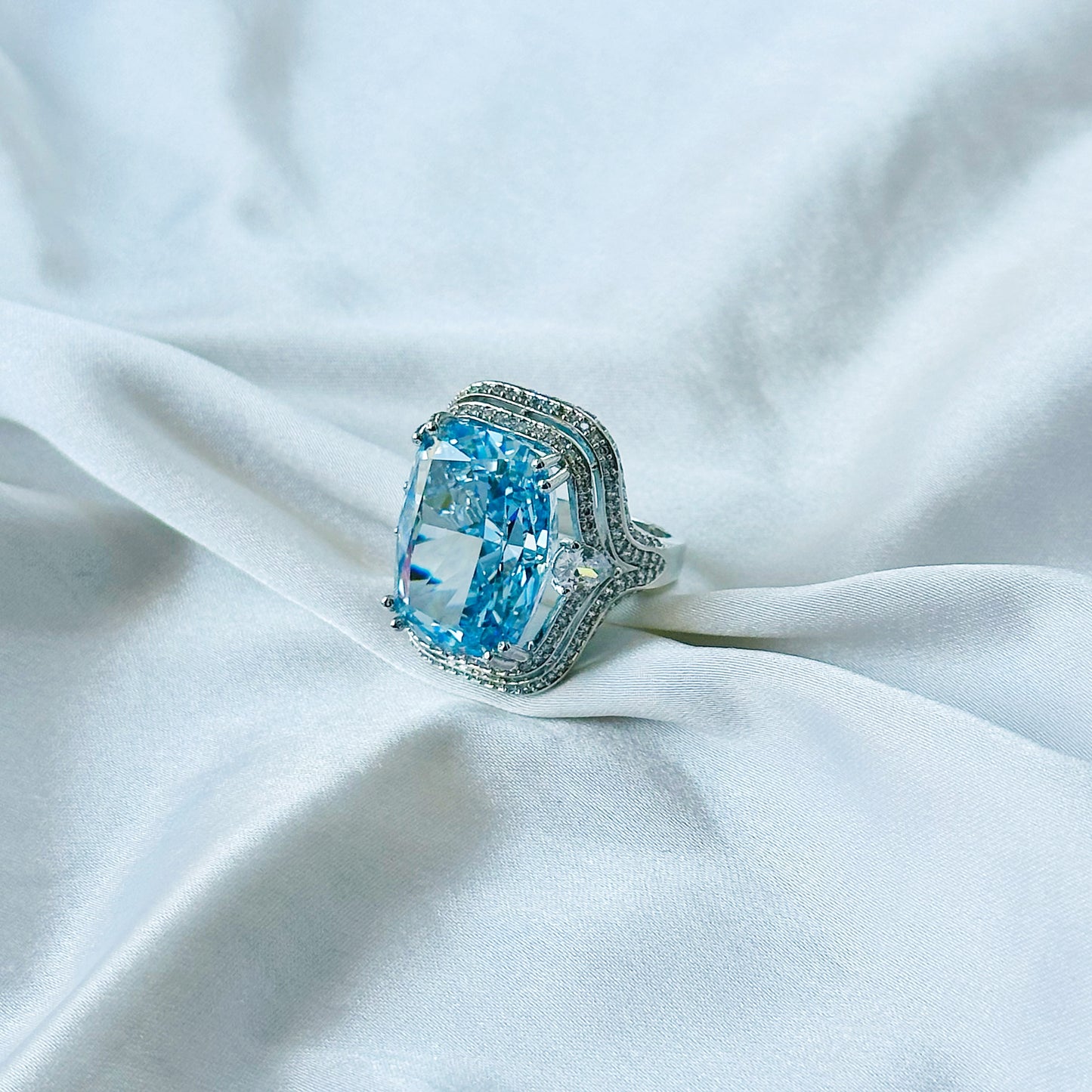 Aqua Blue Sapphire Cubic Zirconia Ice Cut American Diamond Silver Plated Adjustable Ring