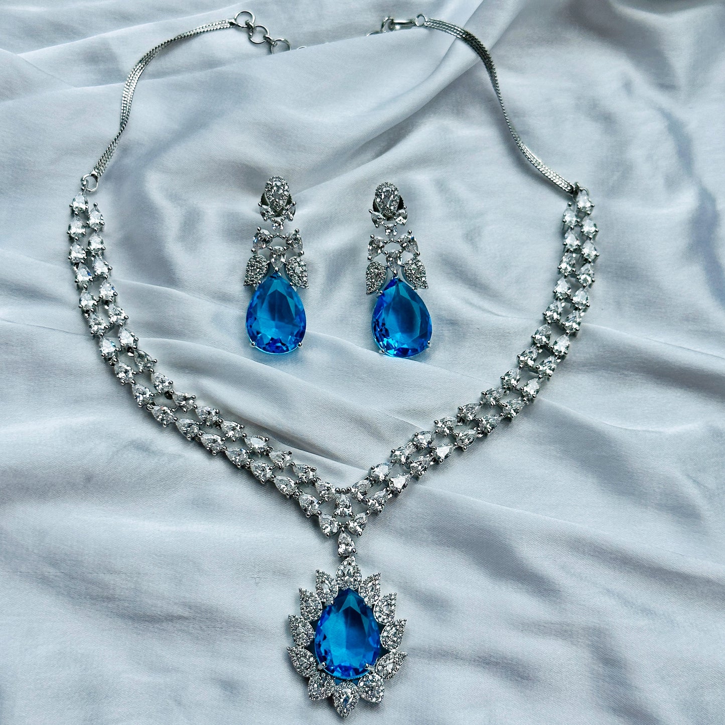 Aqua Blue Sapphire Cubic Zircon American Diamond Silver Plated Necklace Set