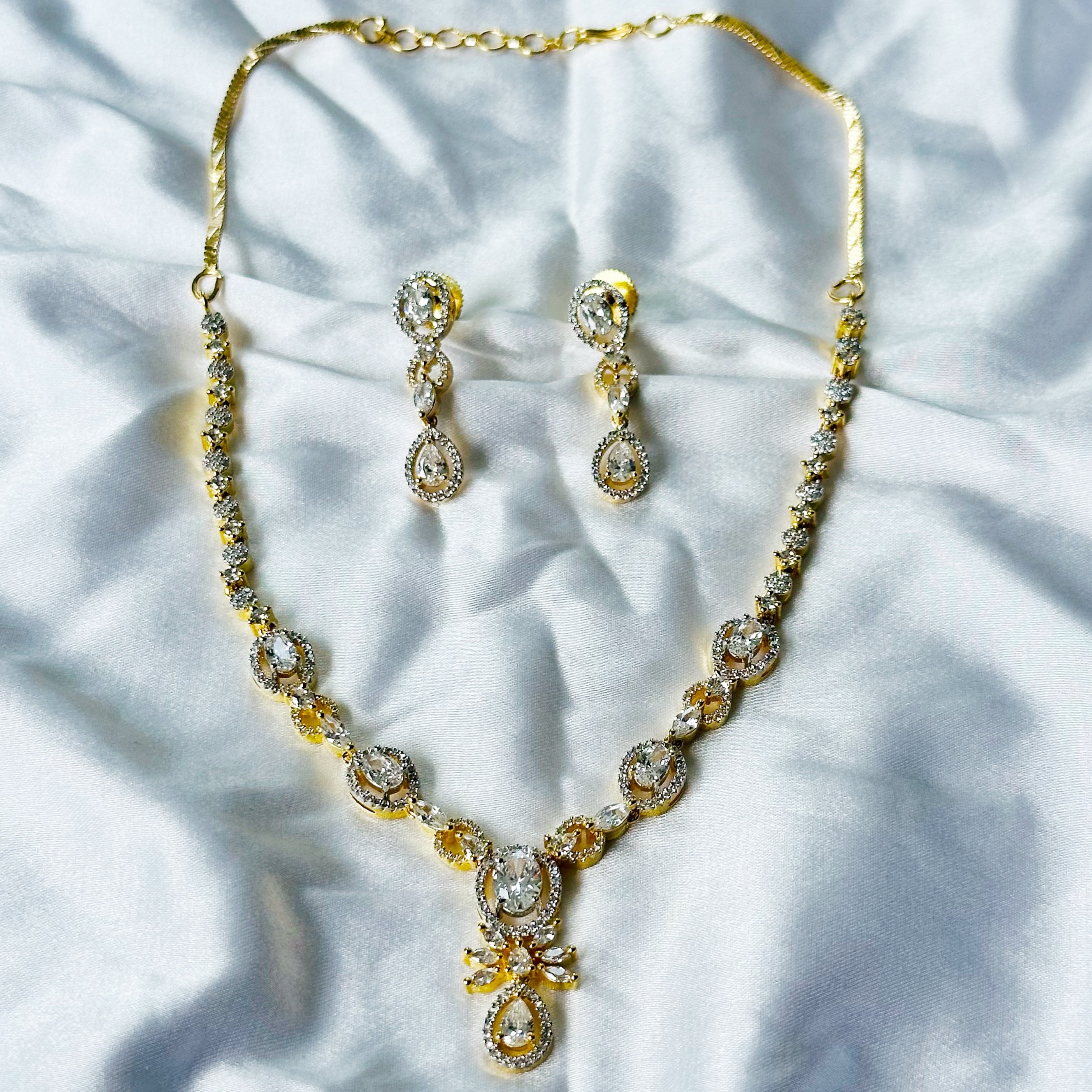Solitaire Cubic Zircon American Diamond Gold/Silver Plated Necklace Set