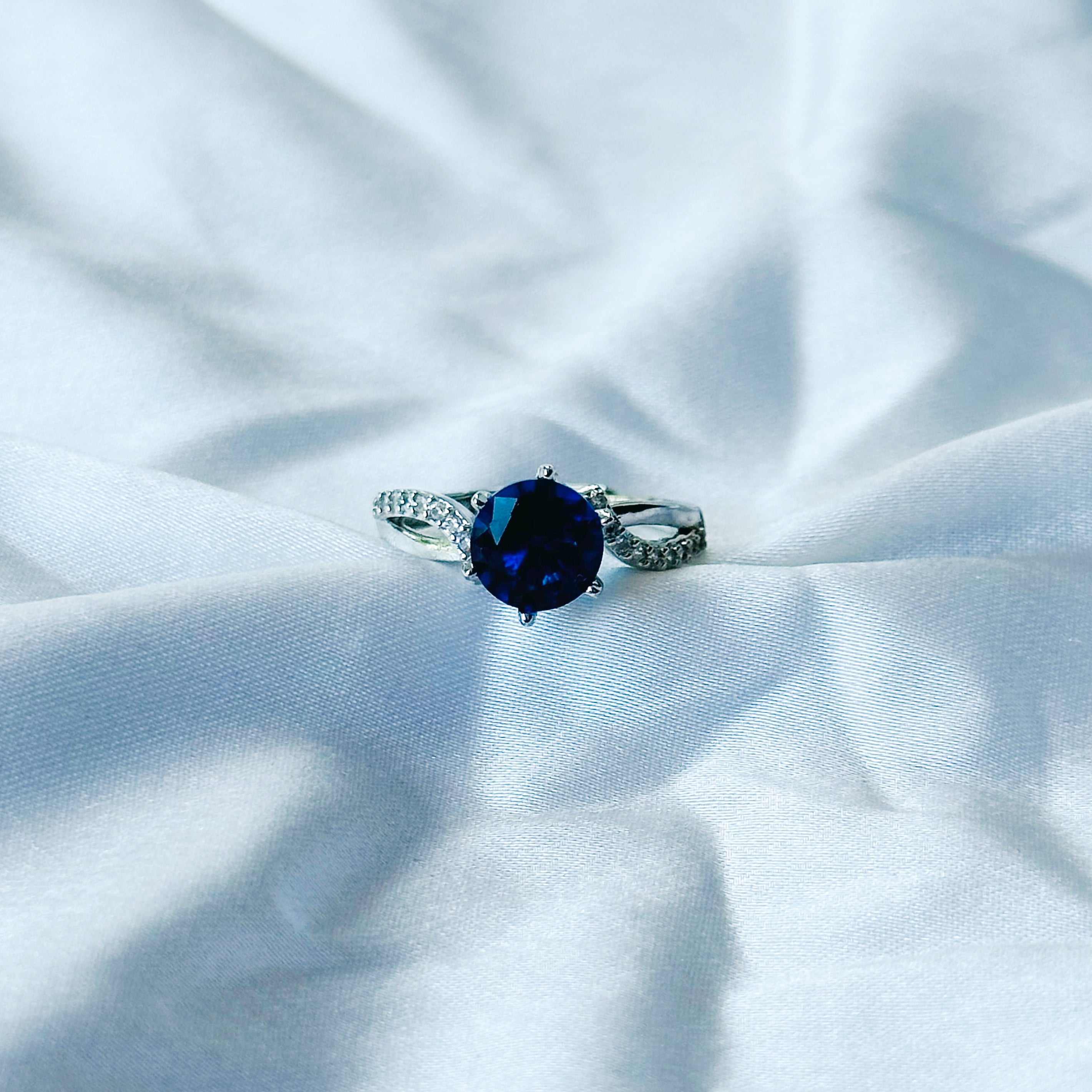 Blue Sapphire Cubic Zircon Stone American Diamond Silver Plated Adjustable Ring
