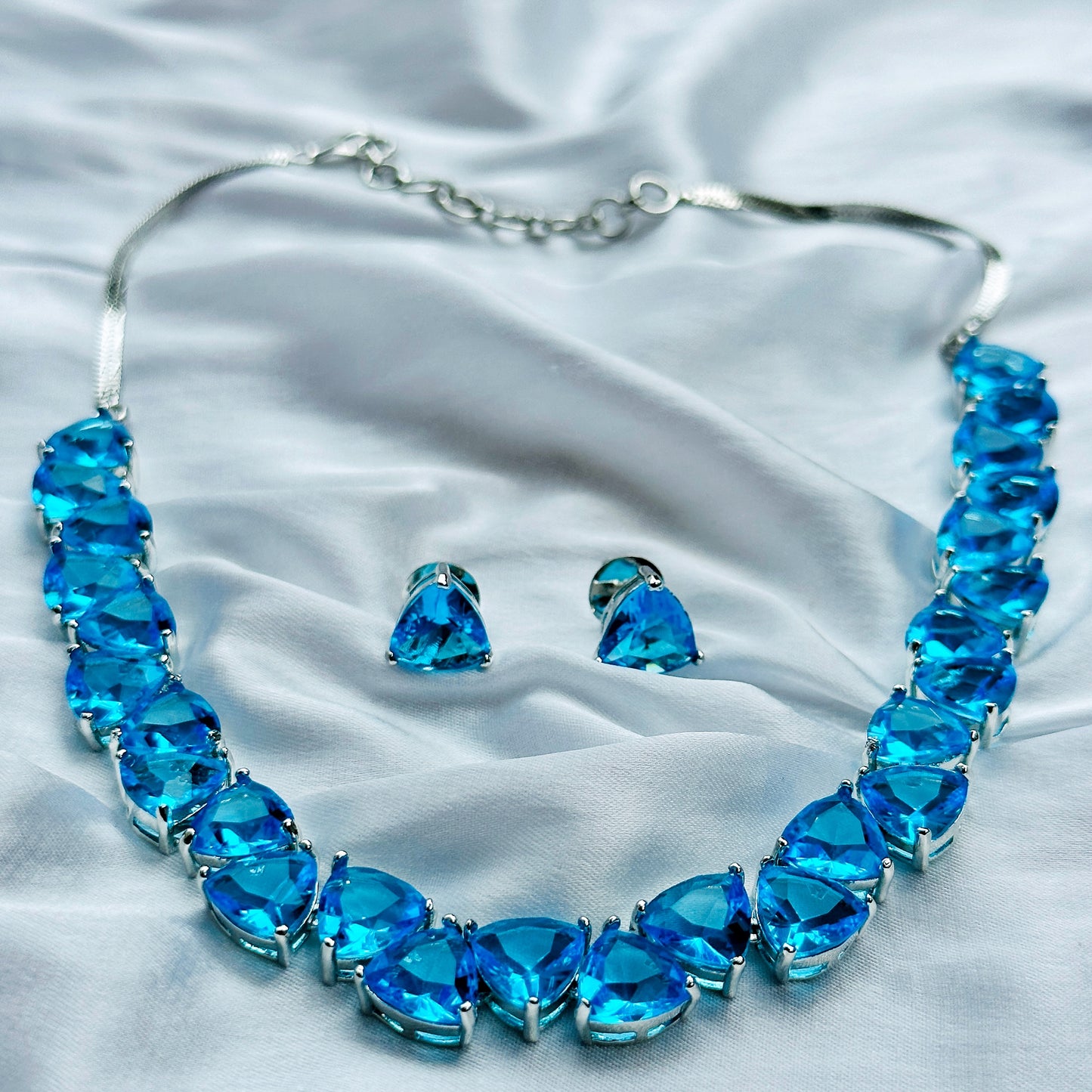 Ariva Collection Aqua Blue Sapphire Cubic Zircon Stones Silver Plated Necklace Set