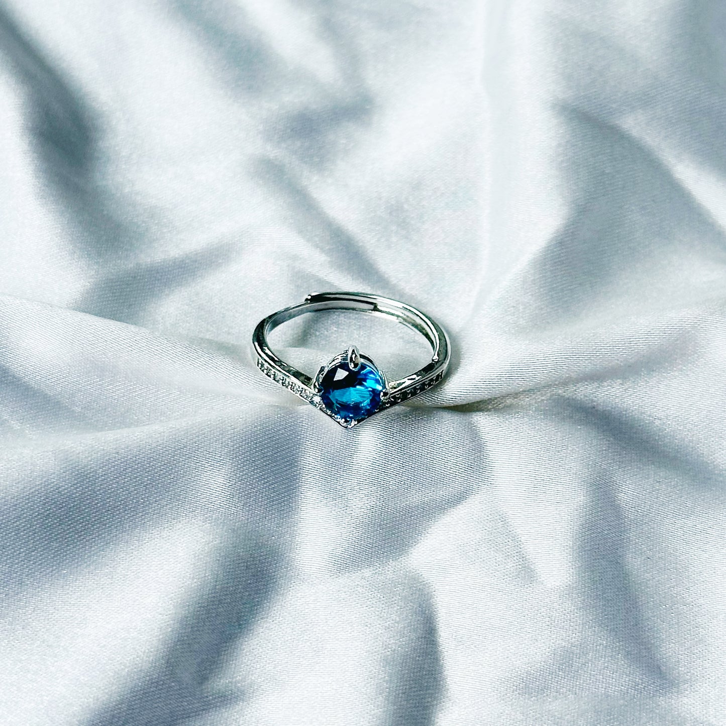 Aqua Blue Sapphire Cubic Zircon Stone American Diamond Silver Plated Adjustable Ring