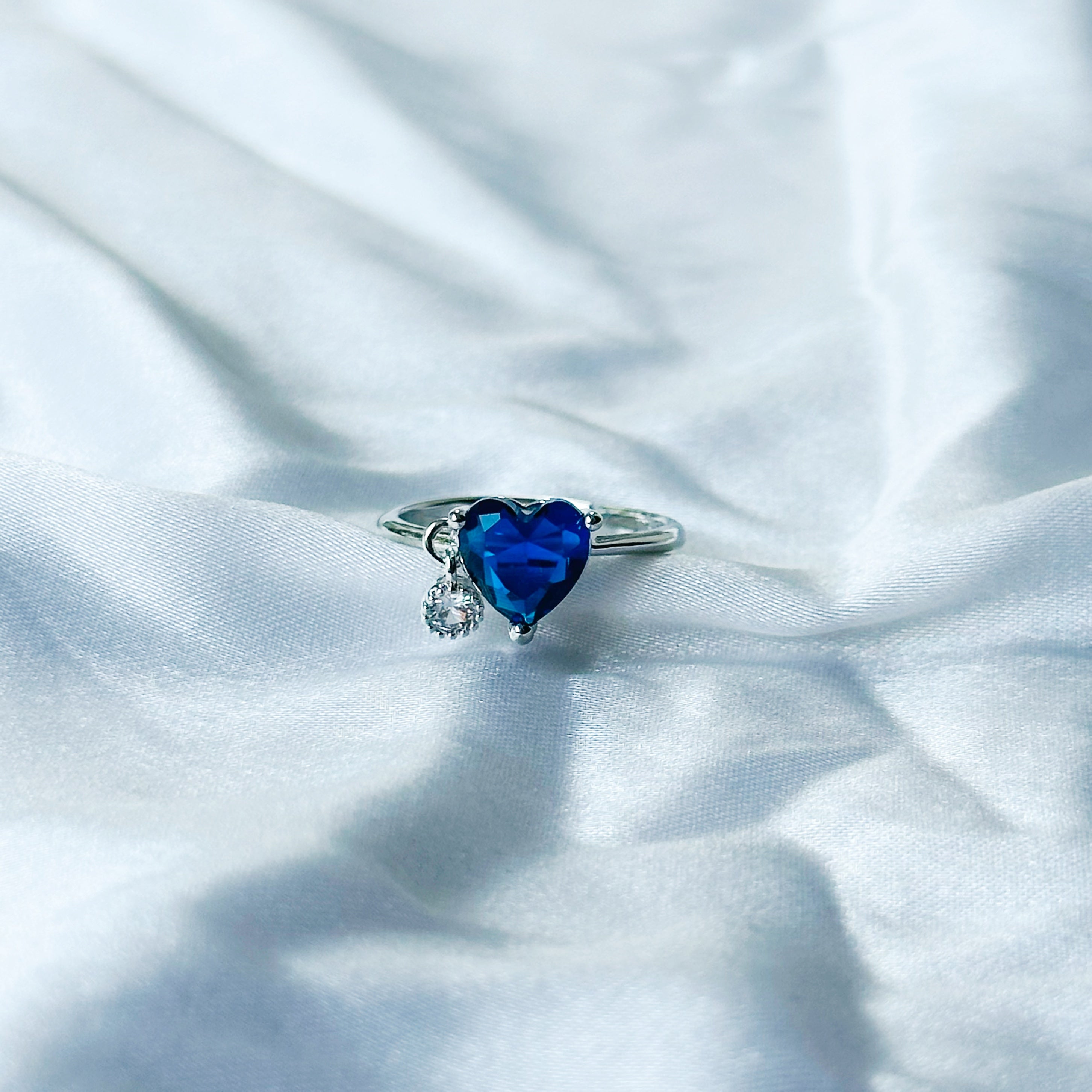 Blue Sapphire Cubic Zircon Stone American Diamond Silver Plated Adjustable Ring