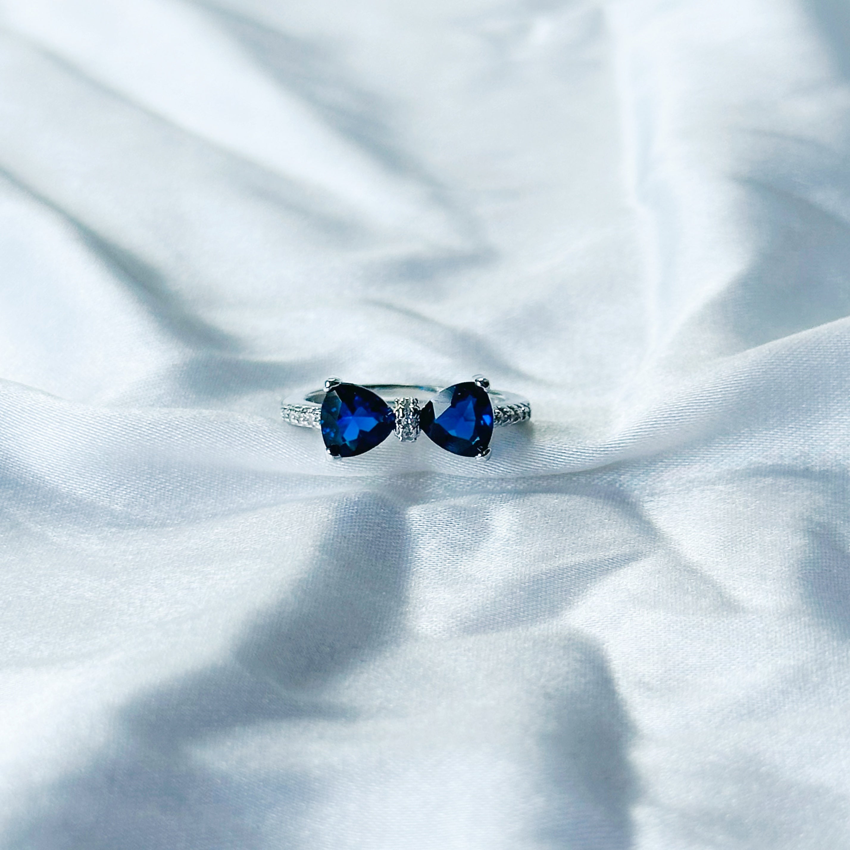 Blue Sapphire Cubic Zircon Stone American Diamond Silver Plated Adjustable Ring
