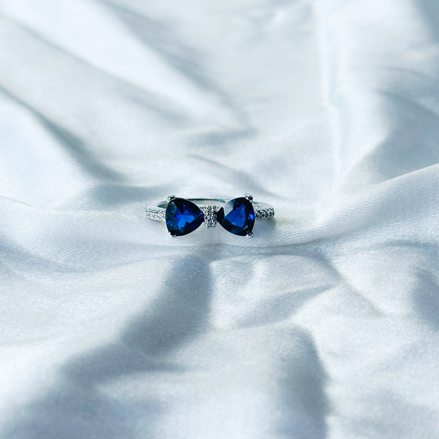 Blue Sapphire Cubic Zircon Stone American Diamond Silver Plated Adjustable Ring