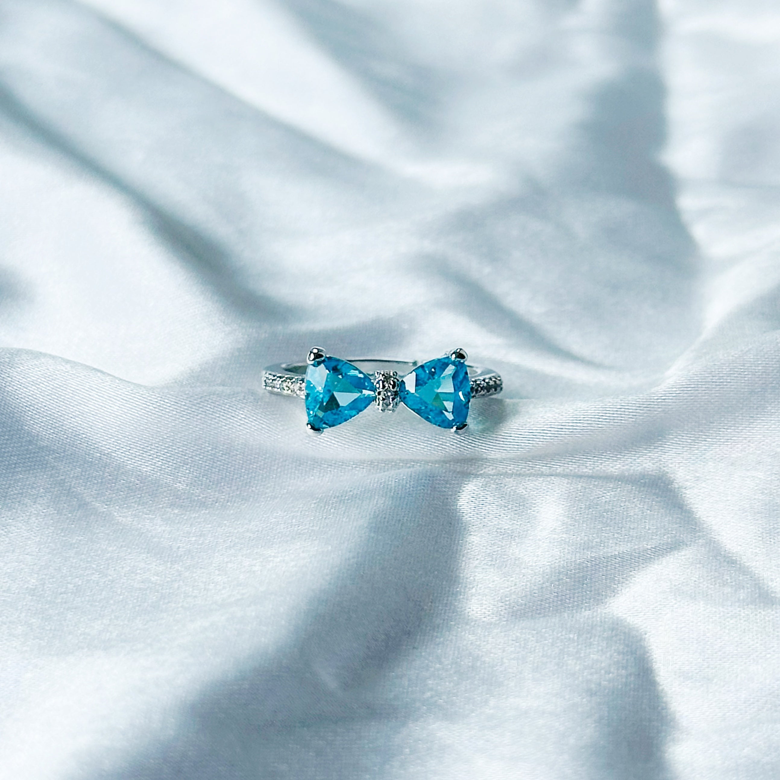 Aqua Blue Sapphire Cubic Zircon Stone American Diamond Silver Plated Adjustable Ring
