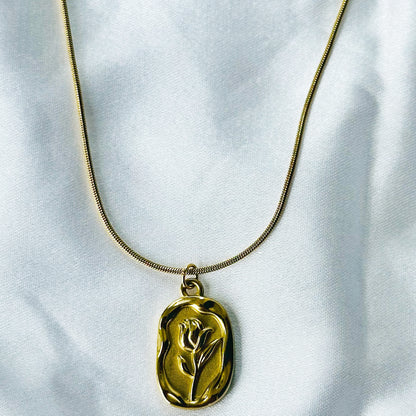 Floral Design Anti-Tarnish Stainless Steel Gold Plated Necklace