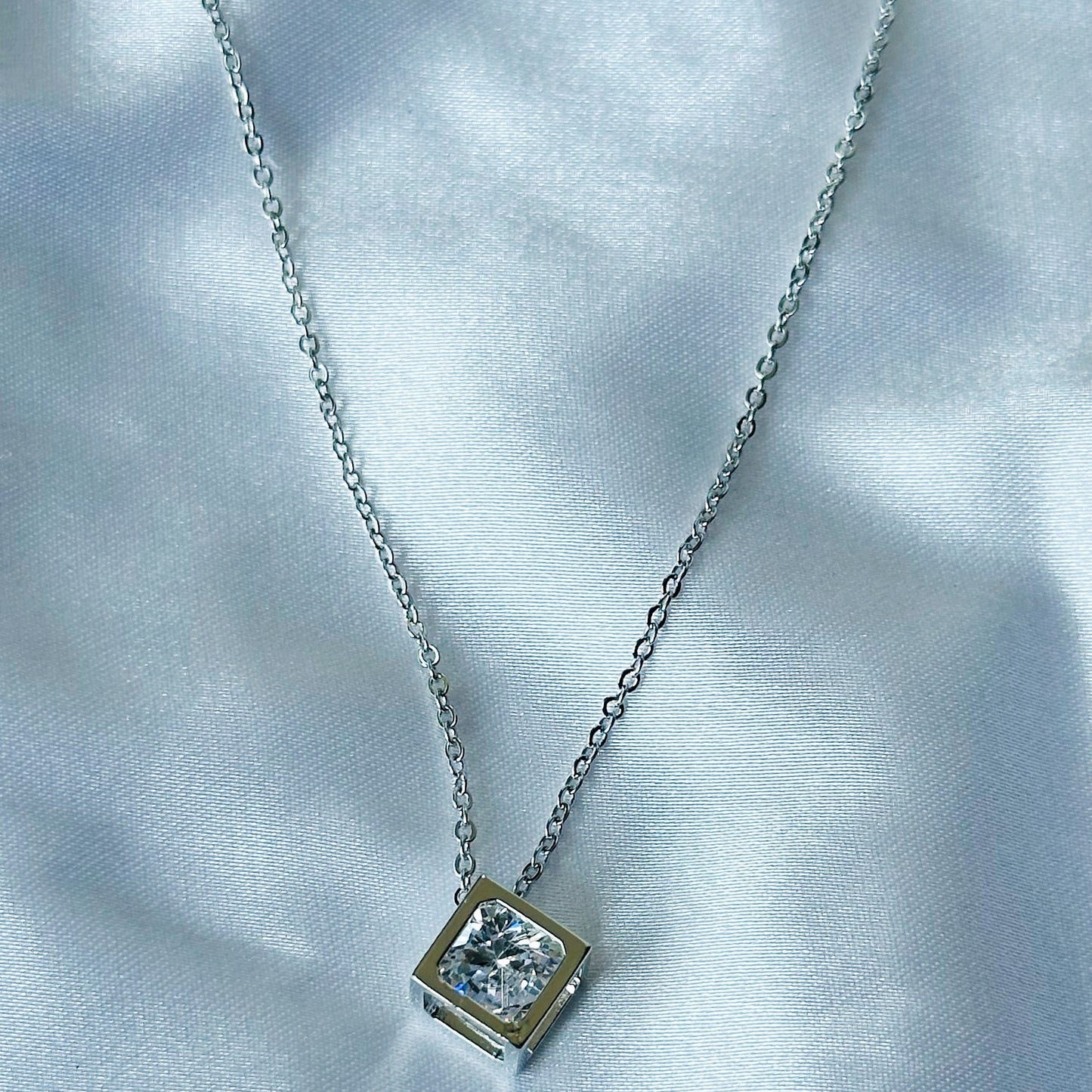 Solitaire Cubic Zircon American Diamond Silver Plated Stainless Steel Necklace