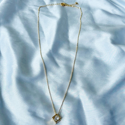 Solitaire Cubic Zircon American Diamond Gold Plated Stainless Steel Necklace