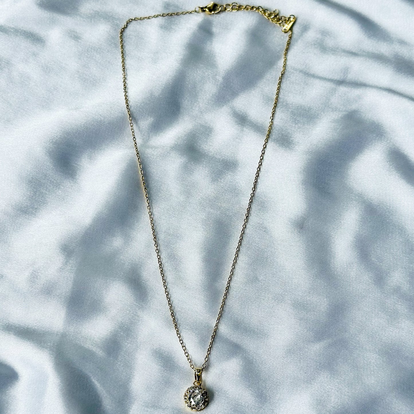 Solitaire Cubic Zircon American Diamond Gold Plated Stainless Steel Necklace