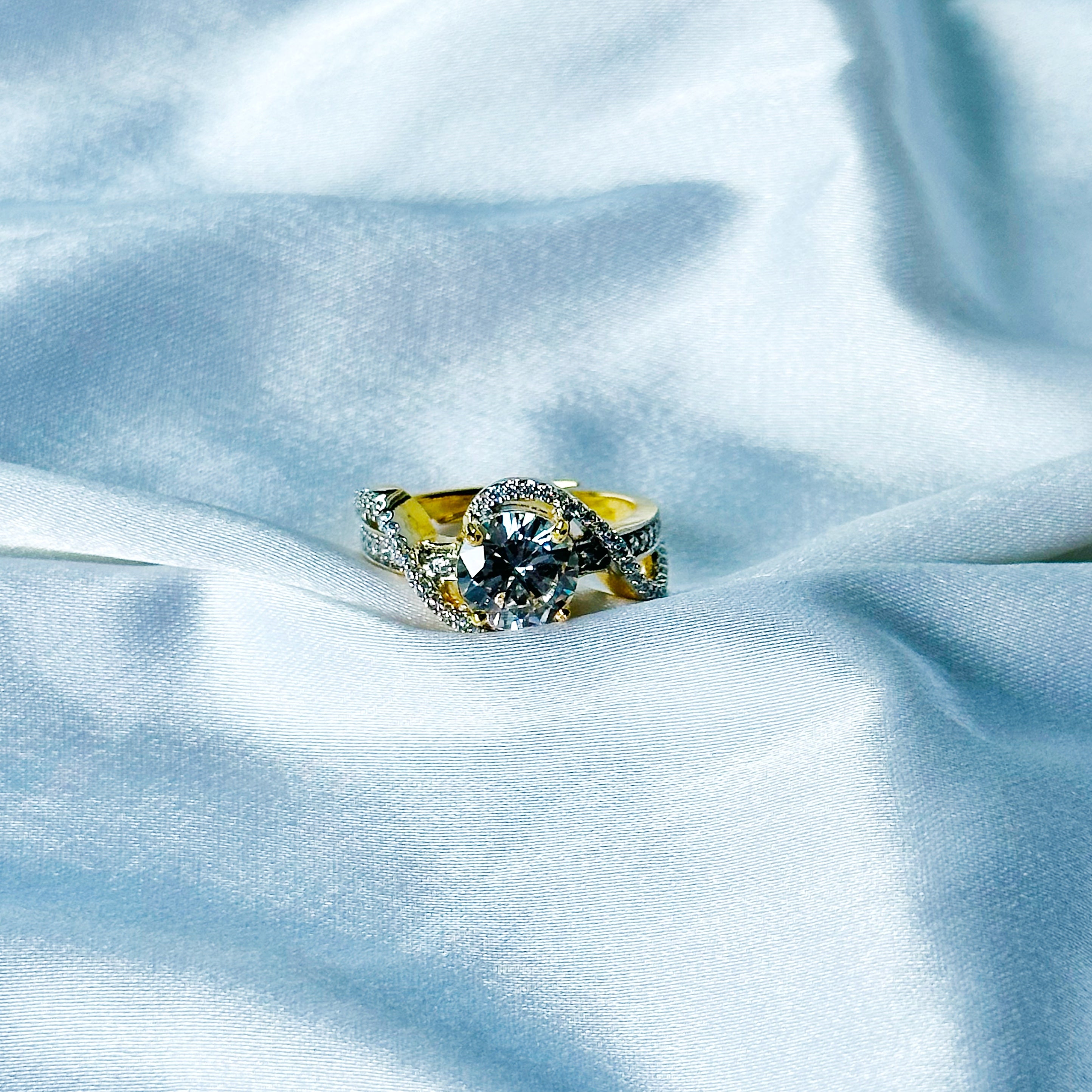 Solitaire Cubic Zircon American Diamond Gold/Silver Plated Adjustable Ring