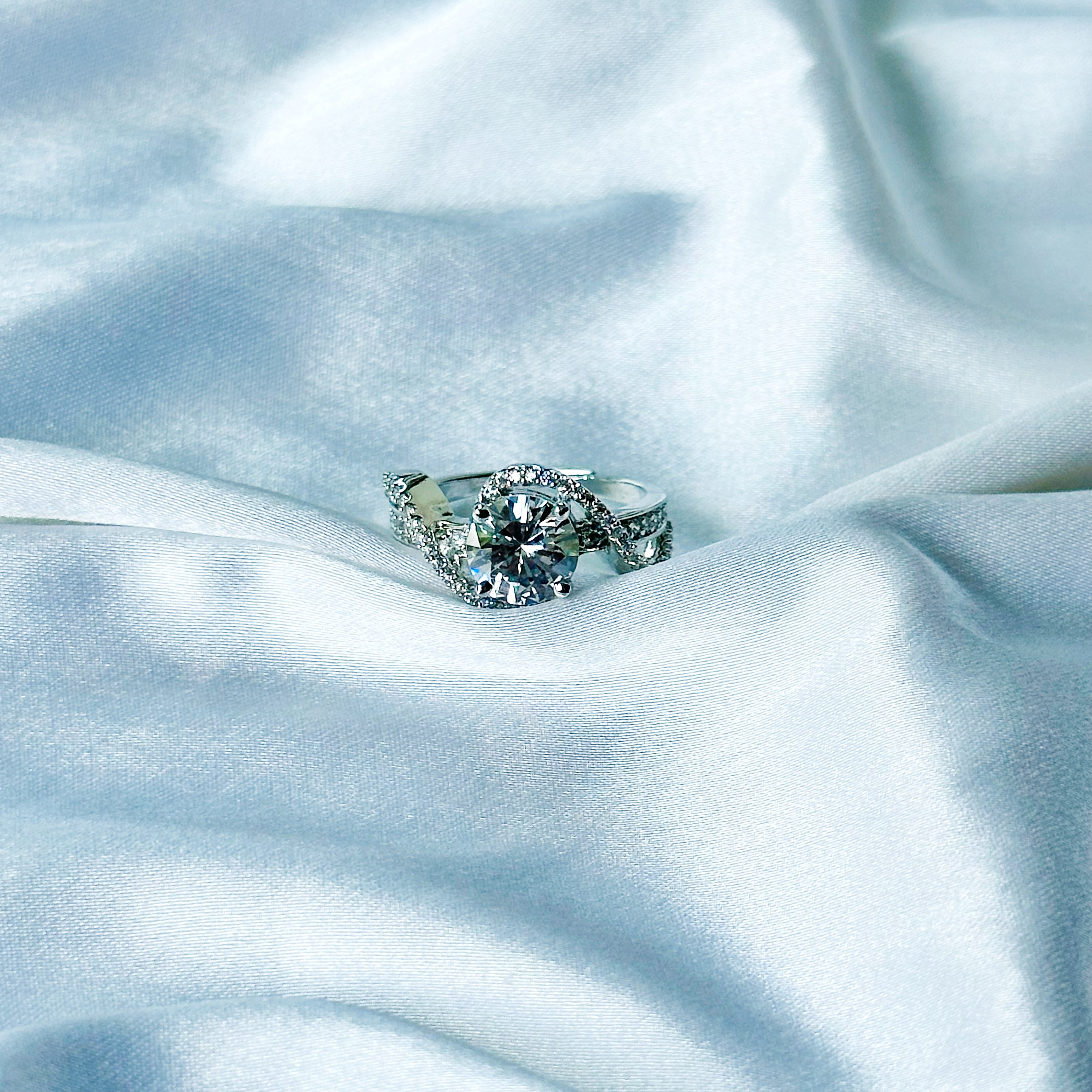 Solitaire Cubic Zircon American Diamond Silver Plated Adjustable Ring