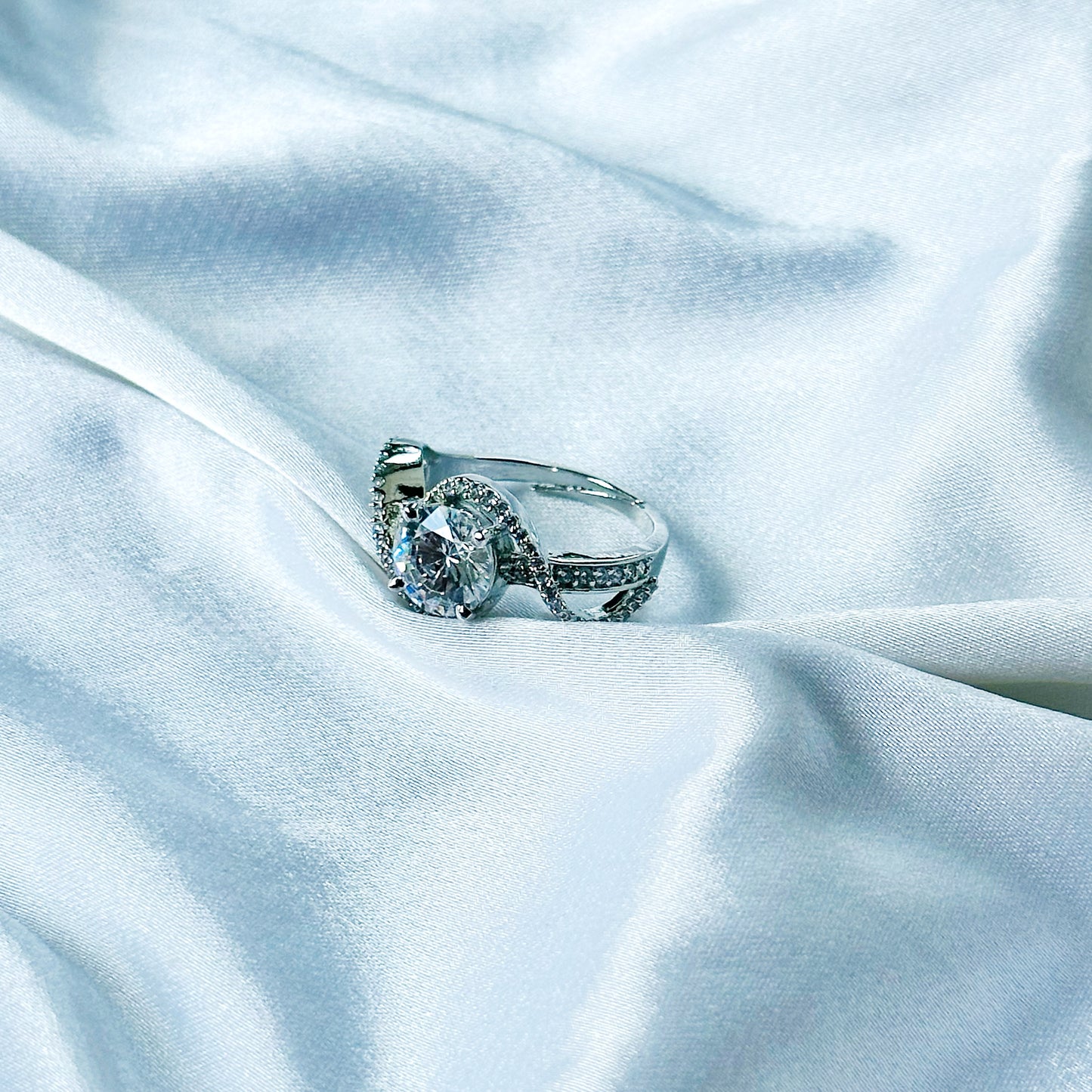 Solitaire Cubic Zircon American Diamond Silver Plated Adjustable Ring